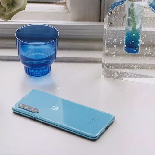 OnePlus Nord, smartphone di gamma media ma mire da top di gamma