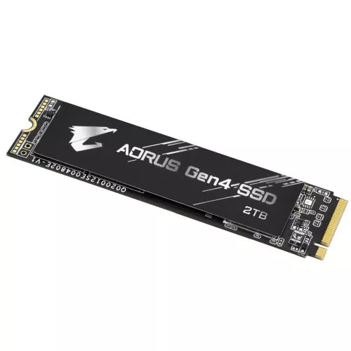 Gigabyte presenta gli SSD AORUS PCIe 4.0 senza dissipatore ingombrante